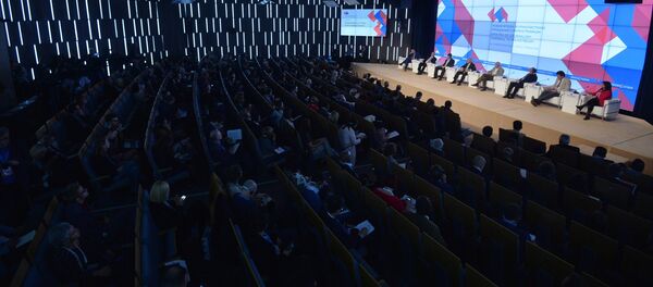 Форум Новая эпоха журналистики: прощание с мейнстримом - Sputnik Узбекистан