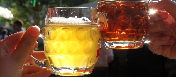 Пивной фестиваль Latviabeerfest 2016 в Риге. - Sputnik Ўзбекистон