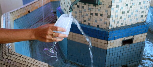 Стакан с водой - Sputnik Ўзбекистон