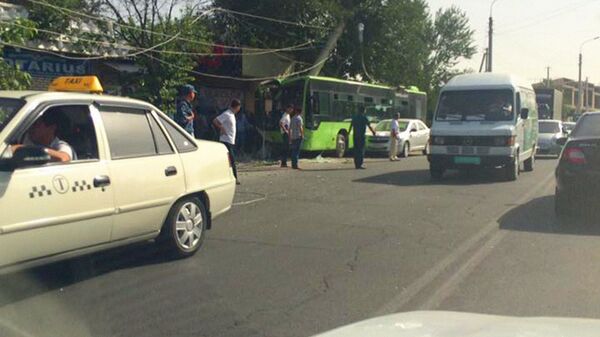 Последствия аварии Последствия аварии - Sputnik Ўзбекистон