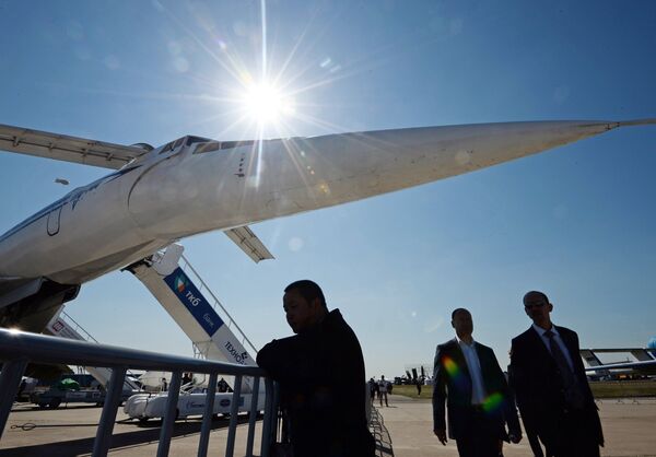 Открытие Международного авиационно-космического салона - Sputnik Узбекистан