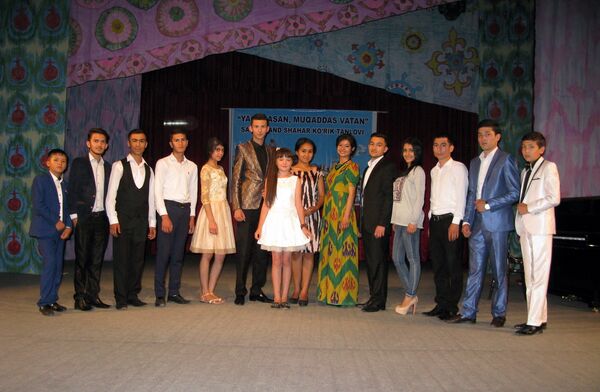 Смотр-конкурс “Ягонасан, муқаддас Ватан!” в Самарканде Смотр-конкурс “Ягонасан, муқаддас Ватан!” в Самарканде - Sputnik Узбекистан