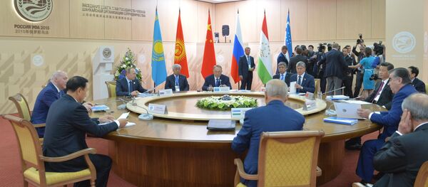 ШҲТ давлат раҳбарлари саммити ШҲТ давлат раҳбарлари саммити - Sputnik Ўзбекистон