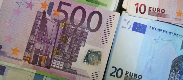 Купюры евро Купюры евро - Sputnik Ўзбекистон