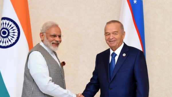 Президент Узбекистана Ислам Каримов и премьер Индии Нарендра Моди - Sputnik Узбекистан