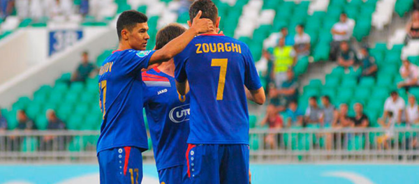 Игроки футбольного клуба Бунёдкор Игроки футбольного клуба Бунёдкор - Sputnik Узбекистан