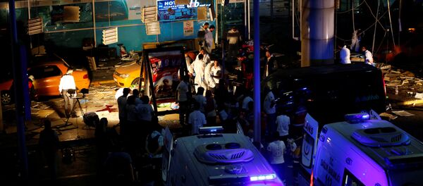 Теракт в аэропорту Стамбула - Sputnik Узбекистан