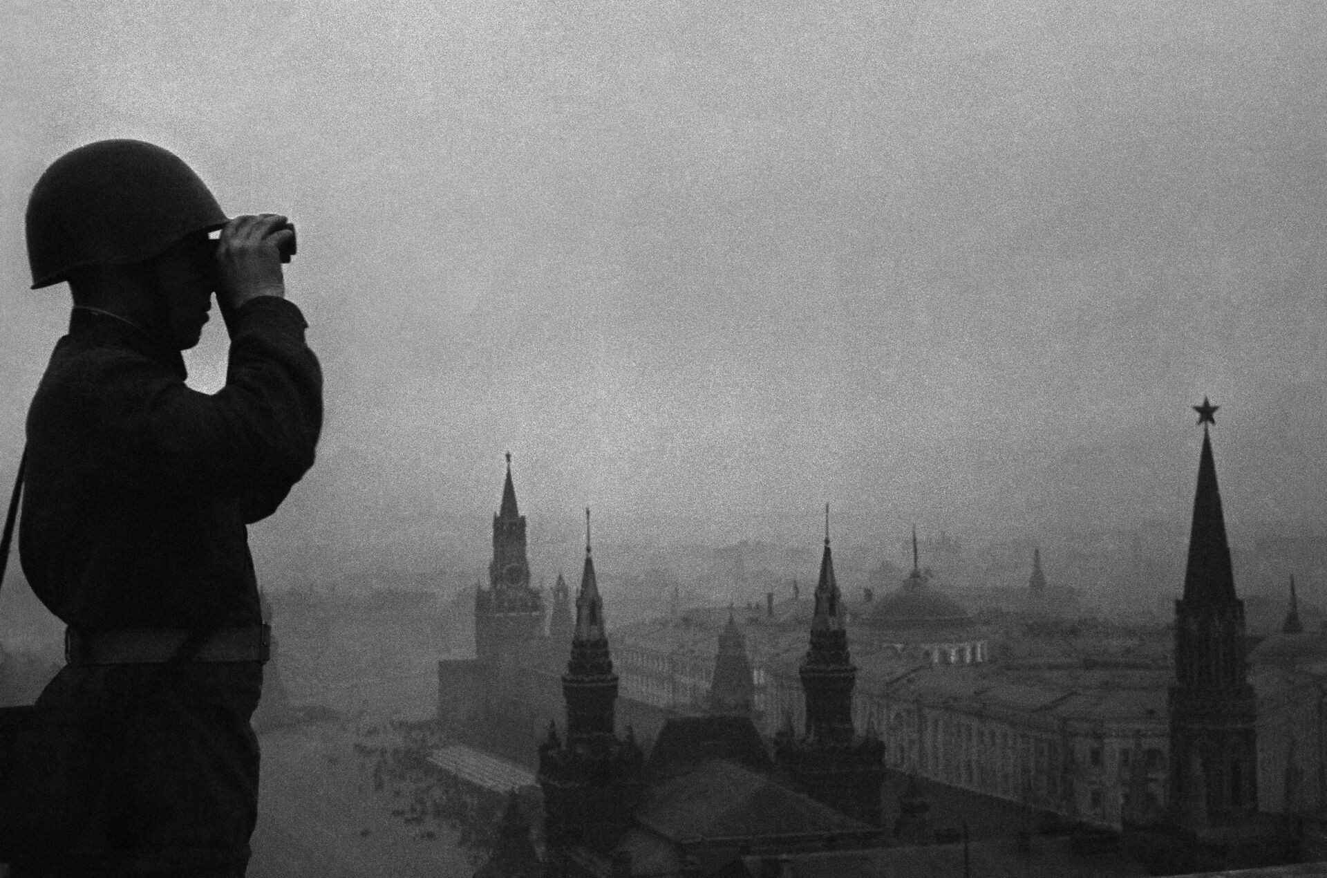 Охрана московского неба - Sputnik Ўзбекистон, 1920, 16.10.2021