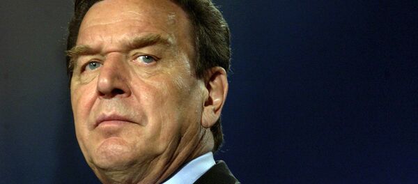 Бывший федеральный канцлер ФРГ Герхард Шредер. - Sputnik Ўзбекистон