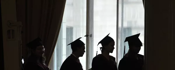 Вручение дипломов с отличием выпускникам МГУ им. М.В.Ломоносова - Sputnik Узбекистан