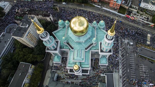 Празднование Ураза-байрама в Москве - Sputnik Узбекистан