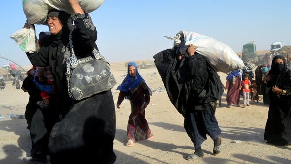 Иракские женщины на базе Рамади в Ираке - Sputnik Узбекистан