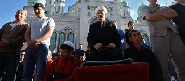 Празднование Ураза-байрама в Москве - Sputnik Ўзбекистон