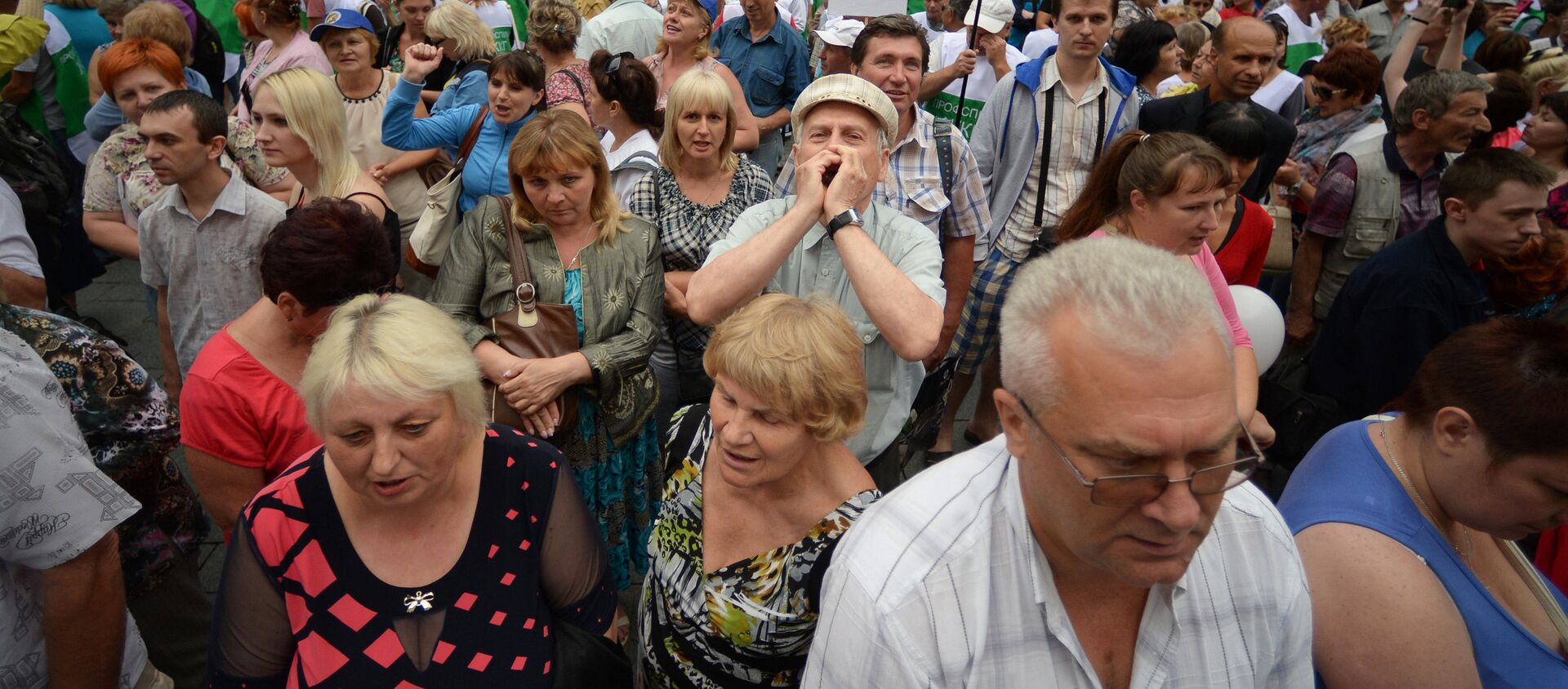 Всеукраинский марш протеста в Киеве - Sputnik Узбекистан, 1920, 06.07.2016