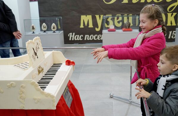 Выставка крымского шоколада в Калининграде - Sputnik Узбекистан