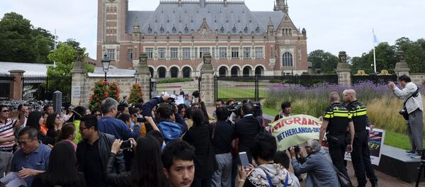 Третейский суд в Гааге - Sputnik Ўзбекистон