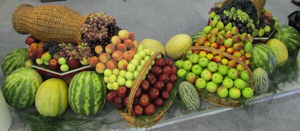 Международная плодоовощная ярмарка в Ташкенте Международная плодоовощная ярмарка в Ташкенте - Sputnik Ўзбекистон