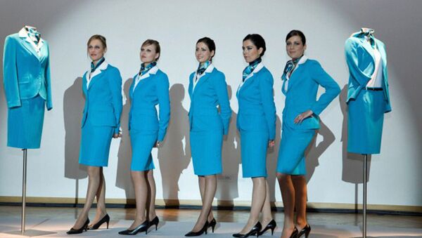 Форма стюардесс авиакомпании Узбекские авиалинии - Sputnik Узбекистан