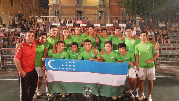 Гандбольная сборная Узбекистана U-16 выиграла Кубок мира - Sputnik Узбекистан