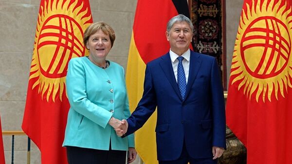 Ангела Меркель в Киргизстане - Sputnik Ўзбекистон