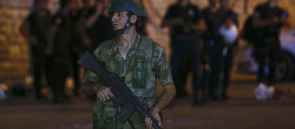 Туркиядаги давлат тўнтаришига уриниш Туркиядаги давлат тўнтаришига уриниш - Sputnik Ўзбекистон