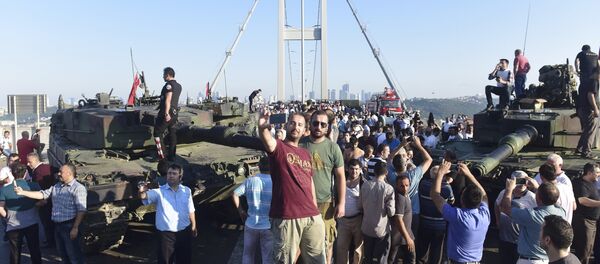 Попытка военного переворота в Турции Попытка военного переворота в Турции - Sputnik Узбекистан