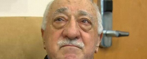 Туркия ҳукуматига мухолифатда бўлган Фатхулла Гюлен Туркия ҳукуматига мухолифатда бўлган Фатхулла Гюлен - Sputnik Ўзбекистон