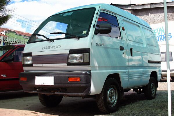 Caddy, Largus ва Damas – ўхшаши йўқлар орасида муросали танлов Caddy, Largus ва Damas – ўхшаши йўқлар орасида муросали танлов - Sputnik Ўзбекистон
