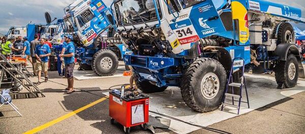 На ралли-марафоне Шелковый путь 2016 - Sputnik Узбекистан