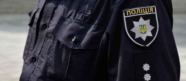Сотрудники украинской полиции Сотрудники украинской полиции - Sputnik Узбекистан