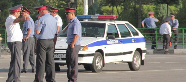 Милицейская машина Милицейская машина - Sputnik Ўзбекистон