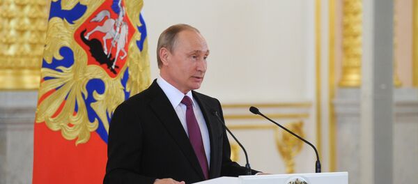 РФ президенти В. Путин Кремлда Россия олимпия термаси билан учрашди РФ президенти В. Путин Кремлда Россия олимпия термаси билан учрашди - Sputnik Ўзбекистон