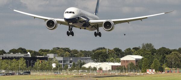 Boeing 787-9 Dreamliner йўловчи самолёти Boeing 787-9 Dreamliner йўловчи самолёти - Sputnik Ўзбекистон