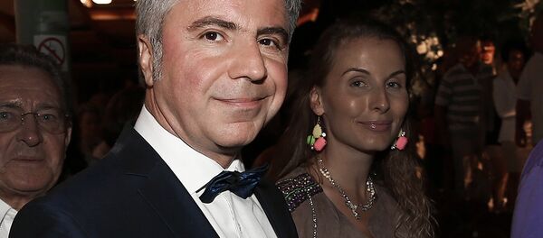 Певец Сосо Павлиашвили с супругой Ириной Певец Сосо Павлиашвили с супругой Ириной - Sputnik Узбекистан