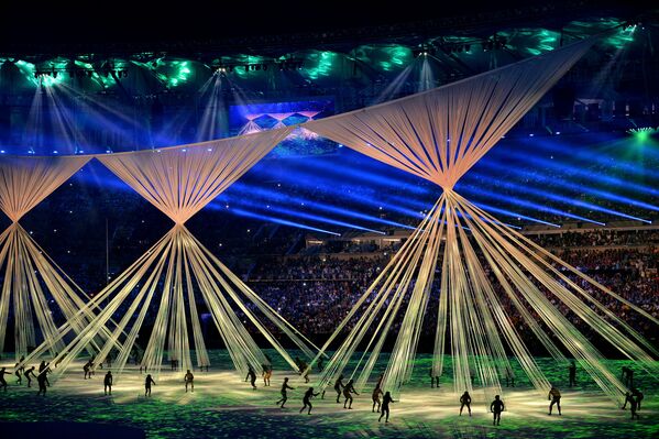 Церемония открытия XXXI летних Олимпийских игр в Рио-де-Жанейро - Sputnik Узбекистан