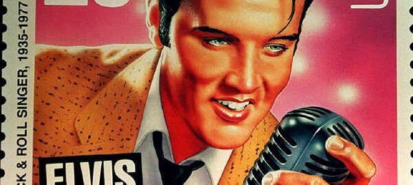 Американский певец и актер Элвис Пресли Американский певец и актер Элвис Пресли - Sputnik Узбекистан