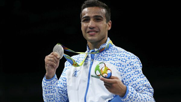 Серебряный призер Олимпиады боксер Шахрам Гиясов - Sputnik Узбекистан