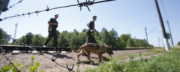 Чегарачилар хизматда Чегарачилар хизматда - Sputnik Ўзбекистон