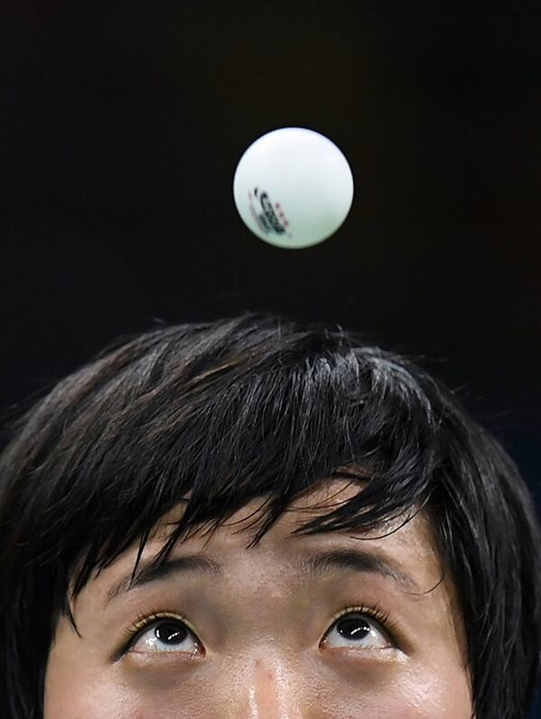 Глаза северокорейской спортсменки Ким Сон Ай - Sputnik Узбекистан