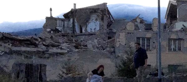 Последствия землетрясения в Италии. Фото с места события - Sputnik Узбекистан