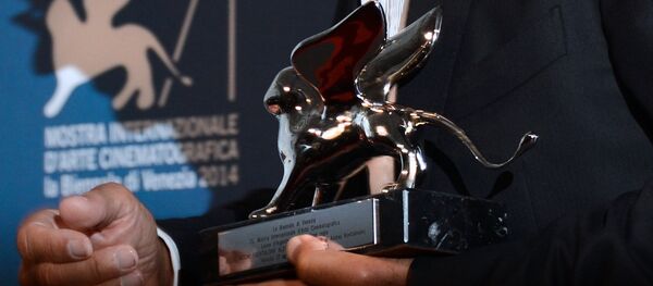 Премией Серебряный лев за лучшую режиссуру Венецианского фестиваля - Sputnik Узбекистан