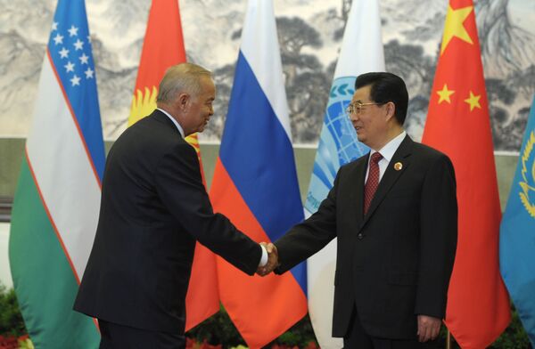 Президент Узбекистана Ислам Каримов и председатель КНР Ху Цзиньтао - Sputnik Узбекистан
