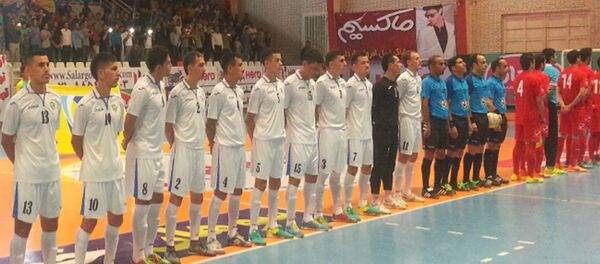 Узбекистан уступил Ирану в товарищеском матче Узбекистан уступил Ирану в товарищеском матче - Sputnik Узбекистан