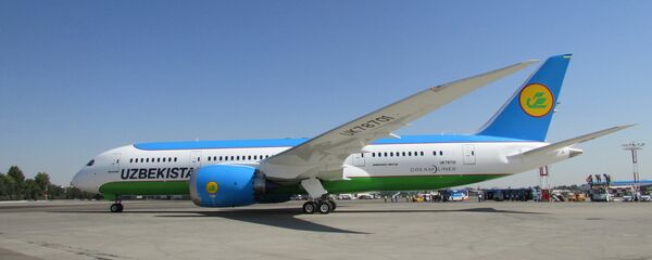 Boeing 787 Dreamliner Тошкентга олиб келиниши Boeing 787 Dreamliner Тошкентга олиб келиниши - Sputnik Ўзбекистон