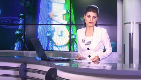 Телеведущая на Узбекском телевидении - Sputnik Узбекистан