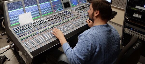 Аппаратная эфира ньюсрума - Sputnik Узбекистан