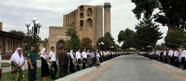 Церемония прощания с Исламом Каримовым в Самарканде Церемония прощания с Исламом Каримовым в Самарканде - Sputnik Узбекистан