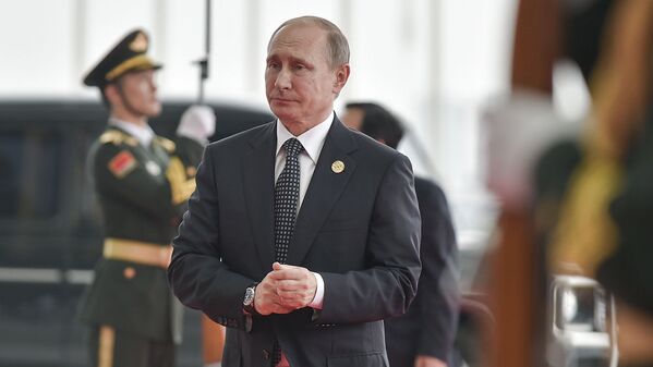 Президент России Владимир Путин во время саммита G20 - Sputnik Узбекистан
