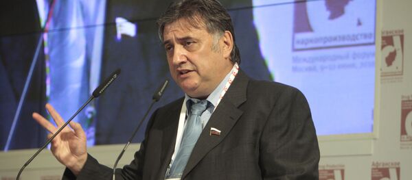 Семен Багдасаров. Архивное фото. Семен Багдасаров. Архивное фото. - Sputnik Ўзбекистон