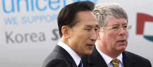 Жанубий Кореянинг собиқ президенти Жанубий Кореянинг собиқ президенти - Sputnik Ўзбекистон